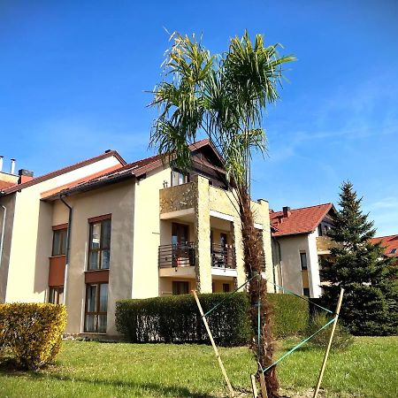 Luxus Golf Apartment Buk Bagian luar foto
