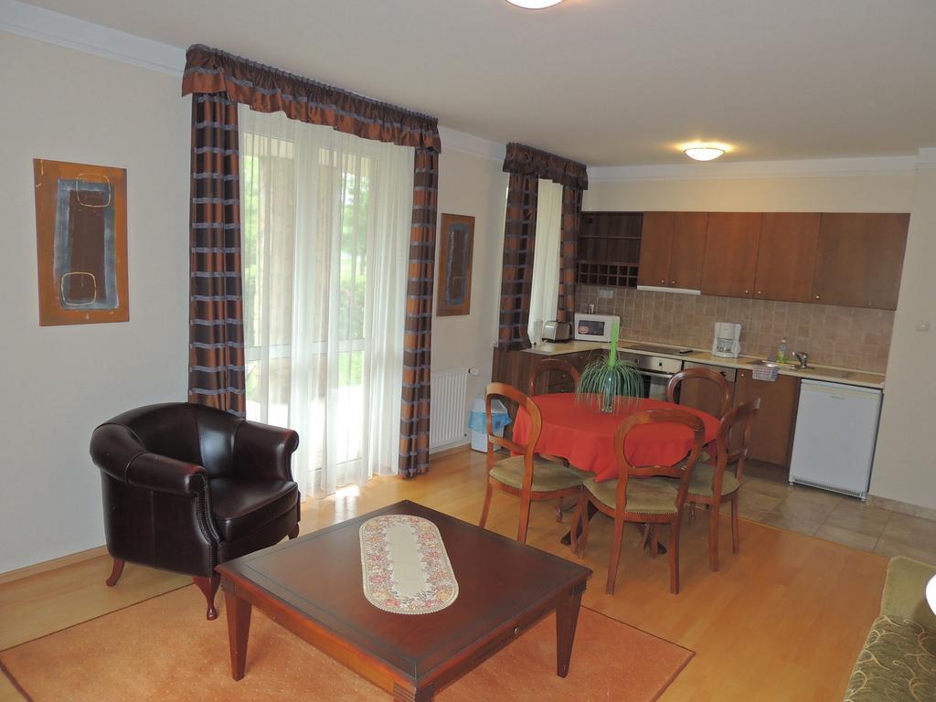 Luxus Golf Apartment Buk Ruang foto