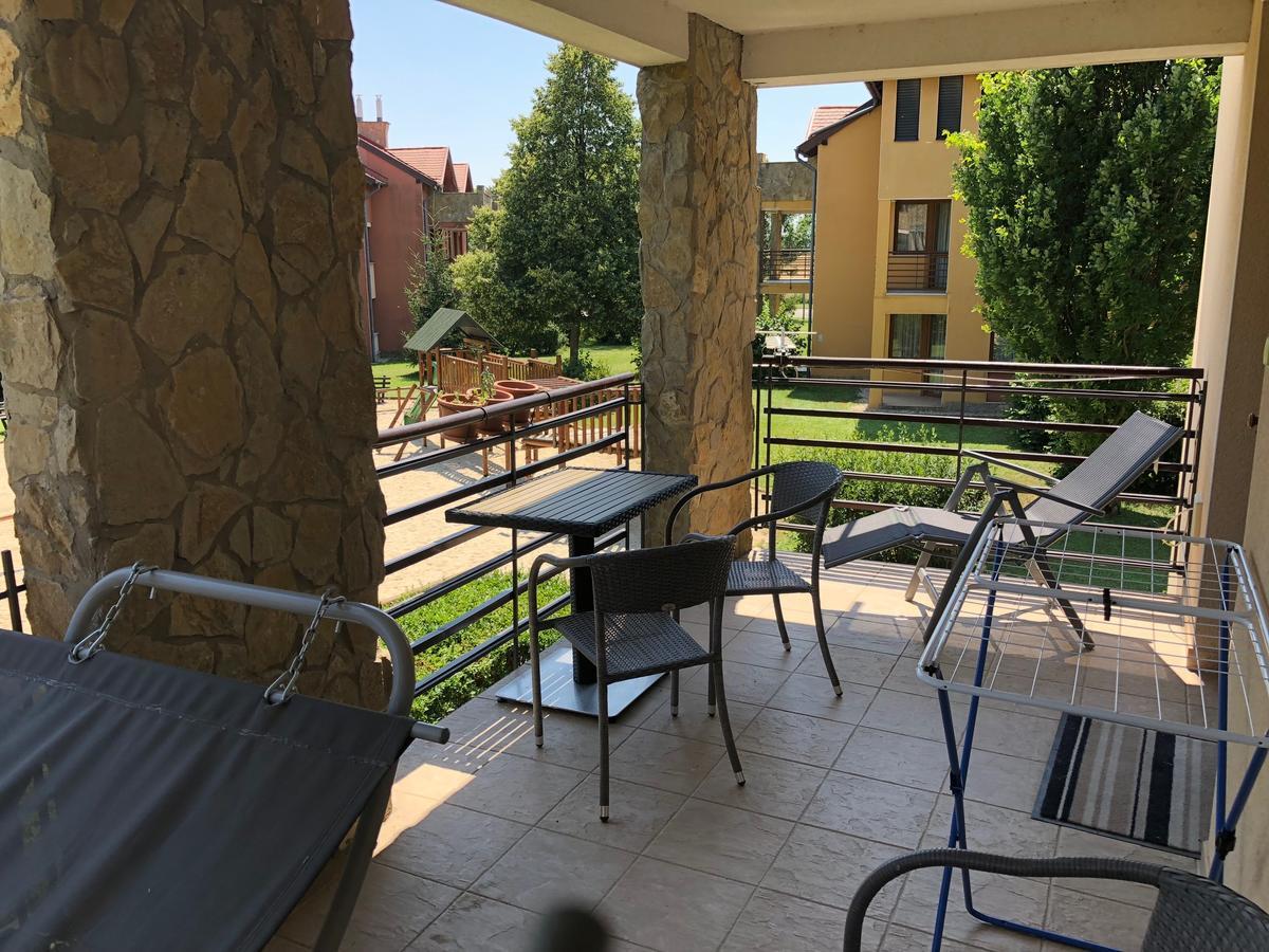 Luxus Golf Apartment Buk Bagian luar foto